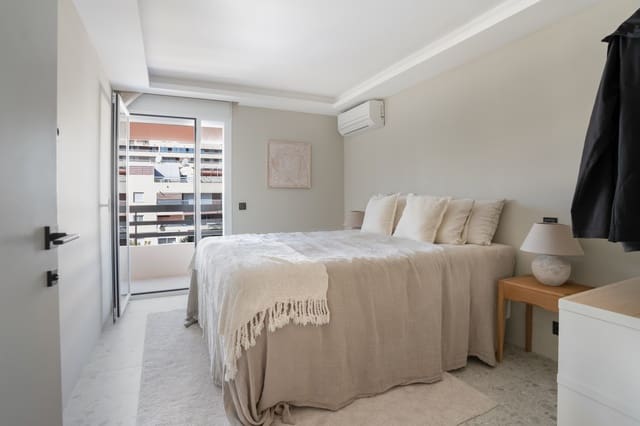 3 soveværelse Penthouse til salg i Marbella med swimmingpool garage - € 1.695.000 (Ref: 9334791)