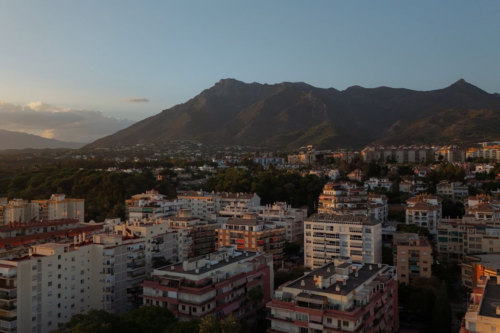 3 soveværelse Penthouse til salg i Marbella med swimmingpool garage - € 1.695.000 (Ref: 9334791)