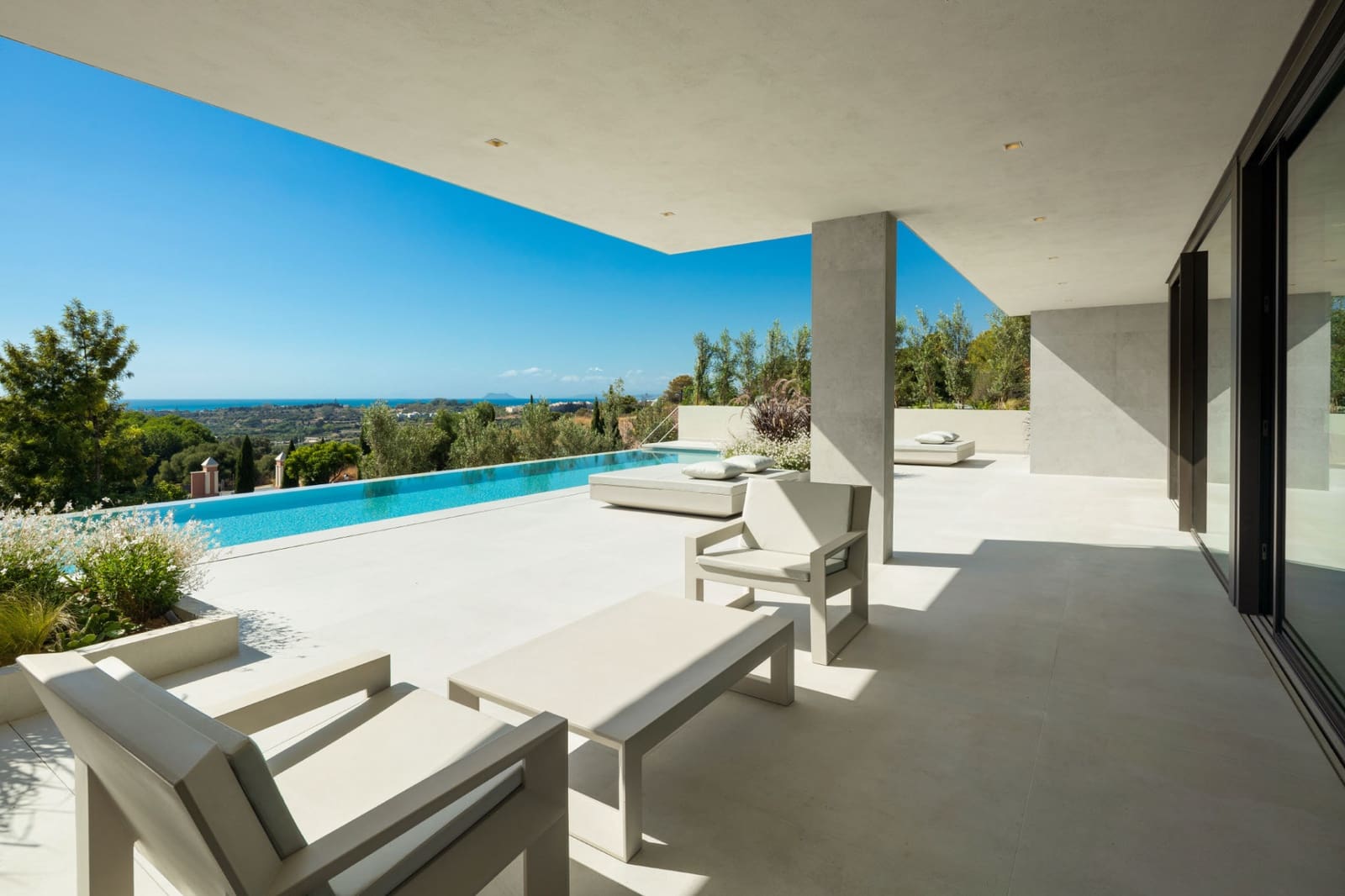 5 bedroom Villa for sale in Los Flamingos with pool garage - € 4,395,000 (Ref: 9337851)