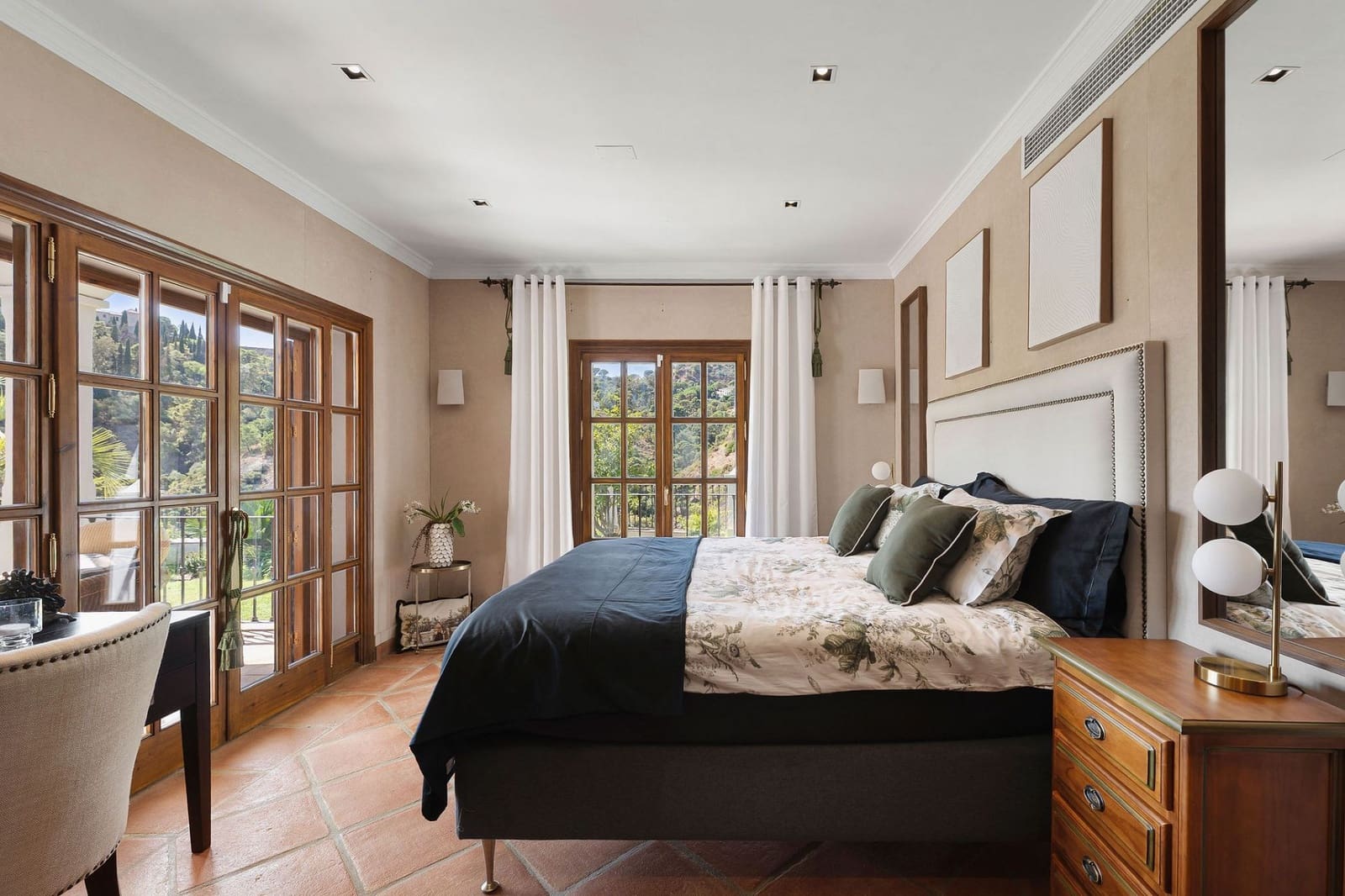 4 quarto Moradia para venda em El Madronal com piscina garagem - 4 500 000 € (Ref: 9353346)