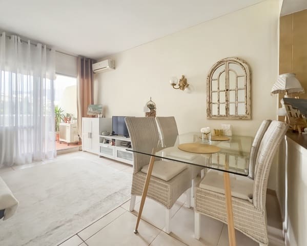 1 soverom Leilighet til salgs i Benalmádena med svømmebasseng garasje - € 310 000 (Ref: 9367219)