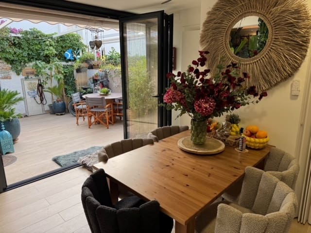 3 quarto Casa em Banda para venda em Estepona com piscina garagem - 849 000 € (Ref: 9367220)