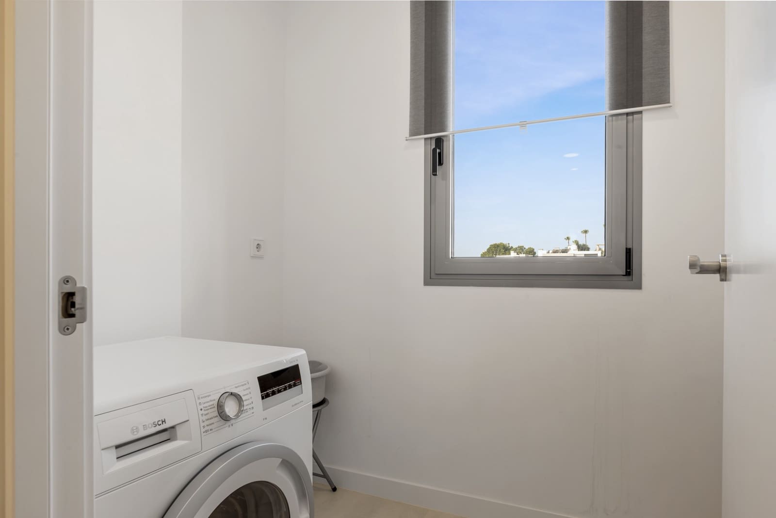 2 soveværelse Penthouse til salg i New Golden Mile med swimmingpool garage - € 495.000 (Ref: 9367221)