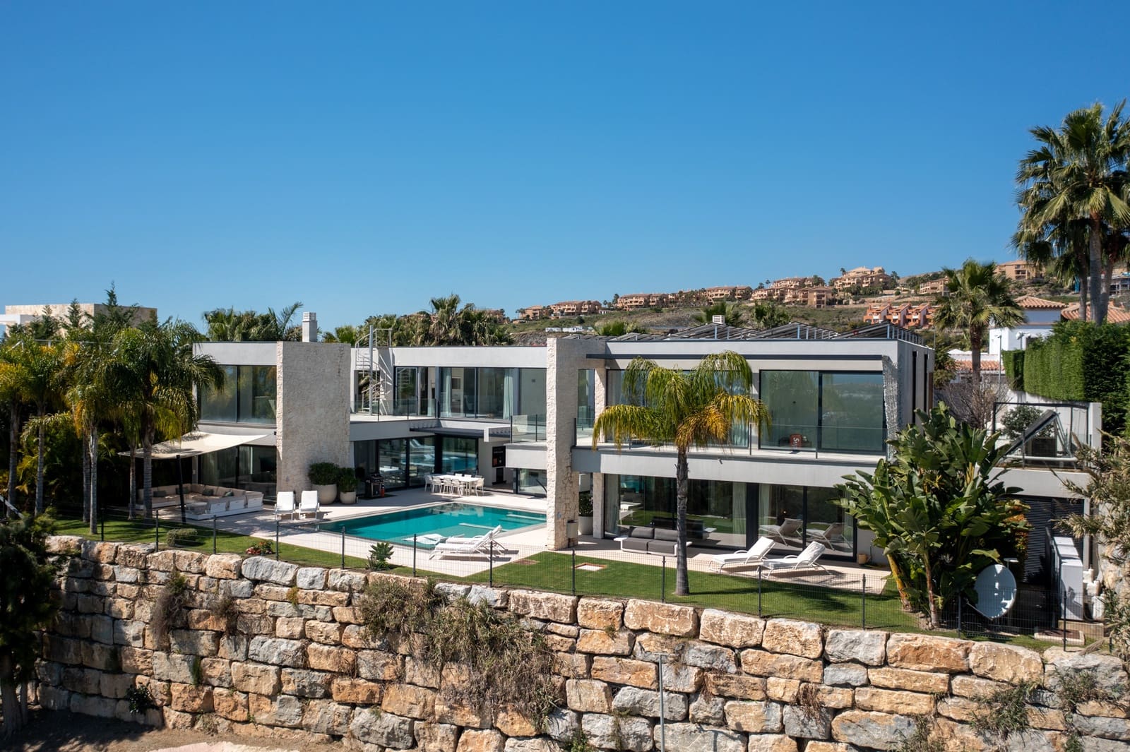 5 sypialnia Willa na sprzedaż w Benahavis z basenem garażem - 4 950 000 € (Ref: 9378893)