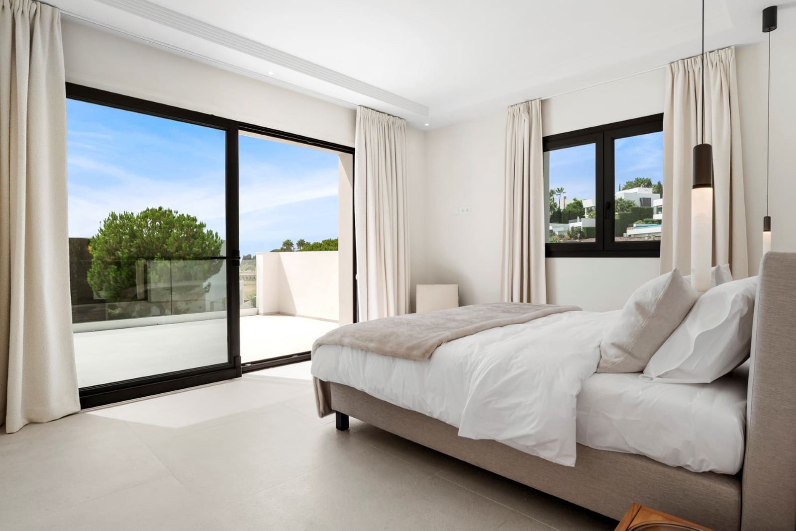 Chalet de 4 habitaciones en Benahavís en venta con piscina garaje - 3.450.000 € (Ref: 9378894)