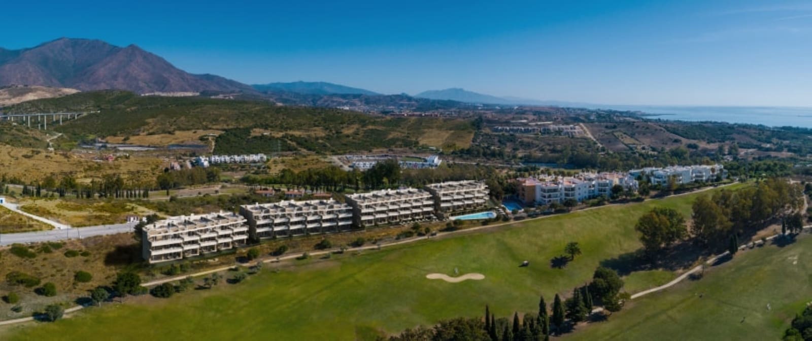 2 bedroom Apartment for sale in Estepona with pool garage - € 375,000 (Ref: 9382512)