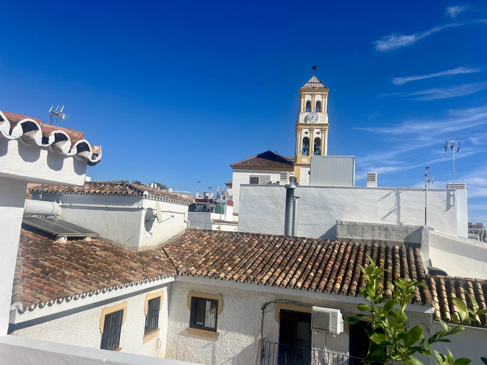 3 bedroom Townhouse for sale in Marbella - € 3,200,000 (Ref: 9382514)