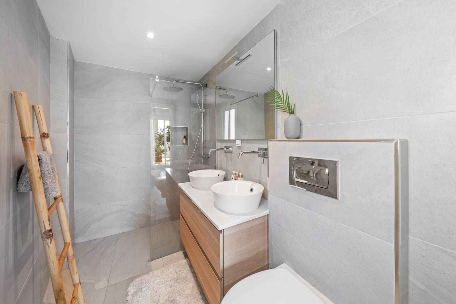 3 bedroom Apartment for sale in Marbella with pool garage - € 680,000 (Ref: 9410785)