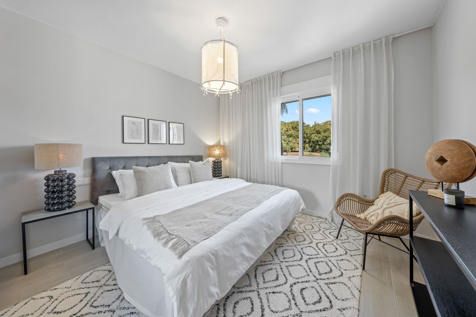 3 bedroom Apartment for sale in Marbella with pool garage - € 680,000 (Ref: 9410785)