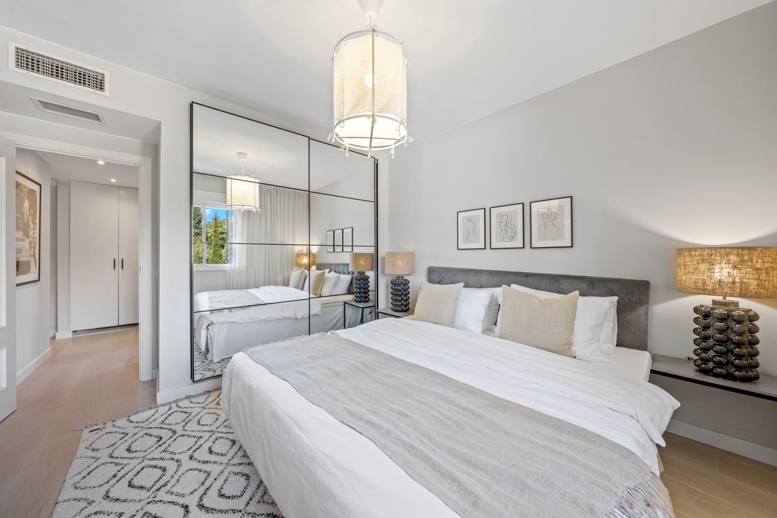 3 bedroom Apartment for sale in Marbella with pool garage - € 680,000 (Ref: 9410785)