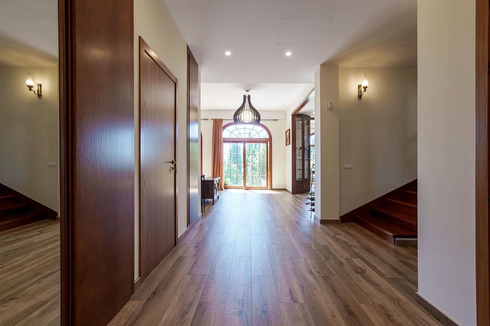 6 bedroom Villa for sale in Marbella with pool garage - € 2,580,000 (Ref: 9430941)