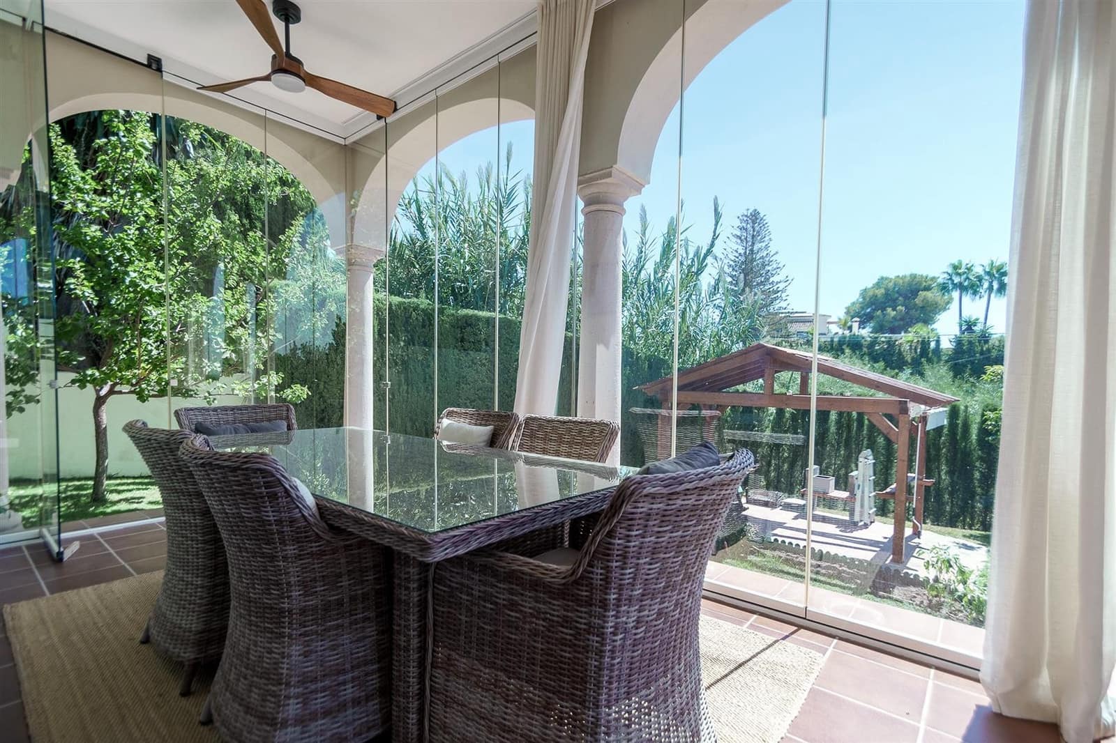 6 chambre Villa/Maison à vendre à Marbella avec piscine garage - 2 580 000 € (Ref: 9430941)