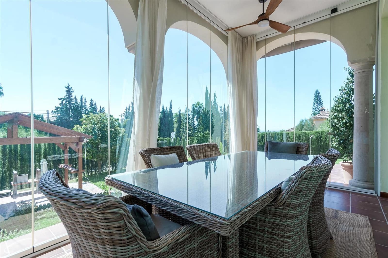 6 chambre Villa/Maison à vendre à Marbella avec piscine garage - 2 580 000 € (Ref: 9430941)