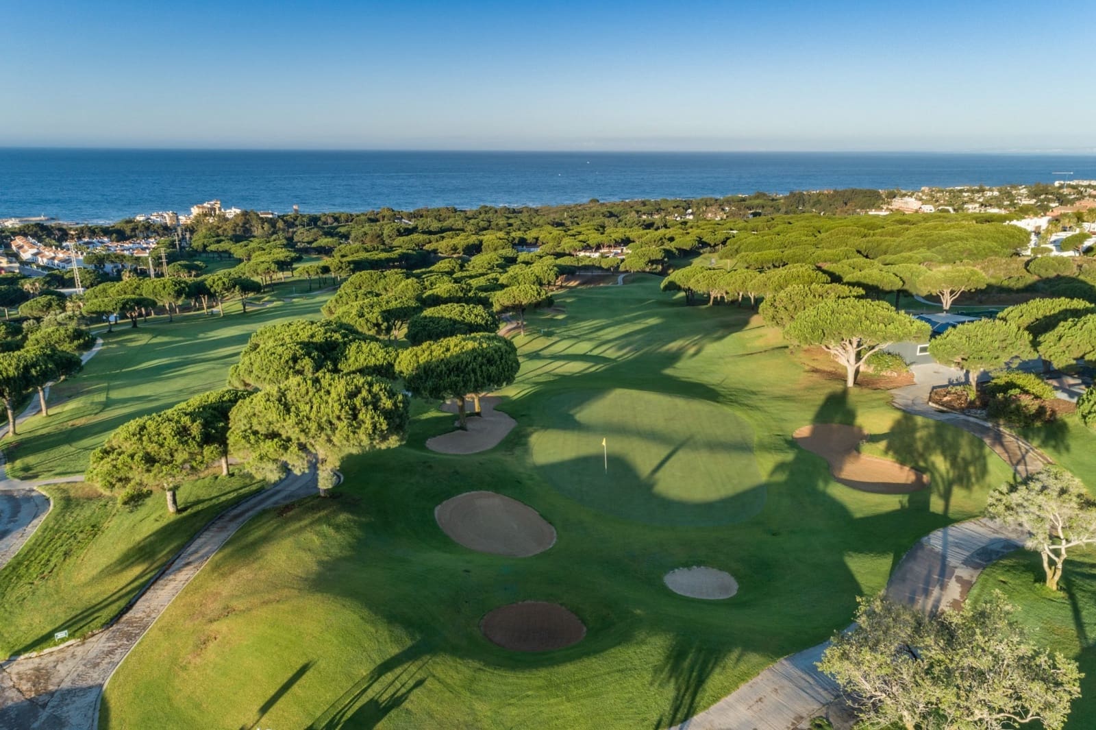 5 bedroom Villa for sale in Marbella with pool garage - € 4,275,000 (Ref: 9430942)