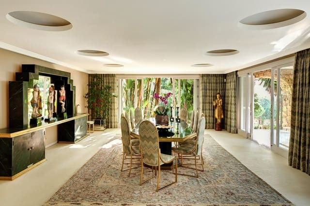 Chalet de 10 habitaciones en Marbella en venta con piscina garaje - 10.000.000 € (Ref: 9450142)