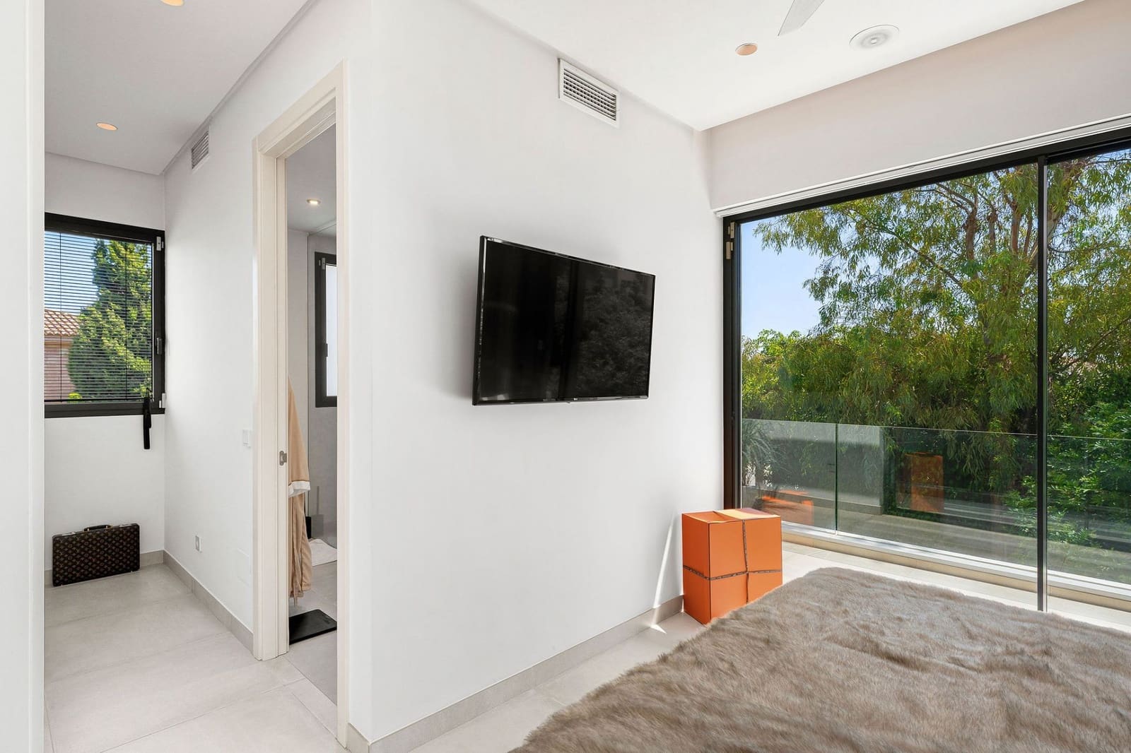 Chalet de 4 habitaciones en New Golden Mile en venta con piscina garaje - 1.825.000 € (Ref: 9465437)