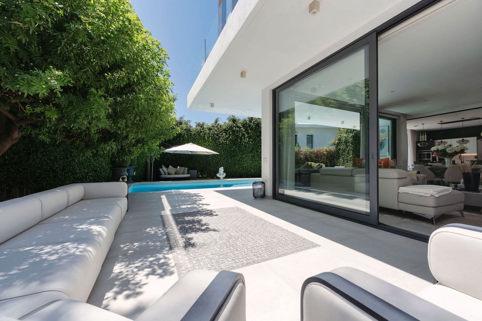 Chalet de 4 habitaciones en New Golden Mile en venta con piscina garaje - 1.825.000 € (Ref: 9465437)