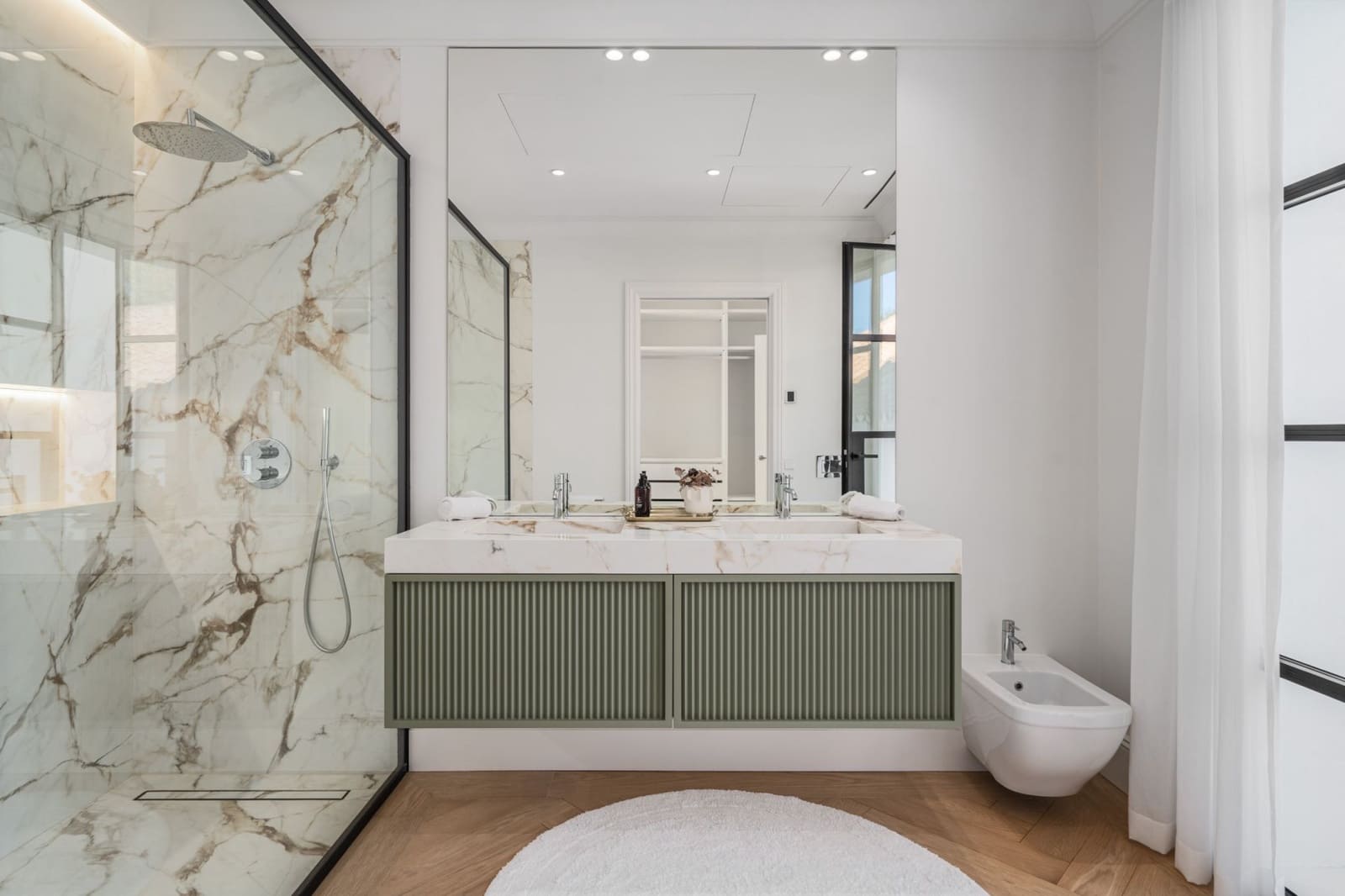 4 sypialnia Willa na sprzedaż w Marbella z basenem garażem - 4 595 000 € (Ref: 9468290)