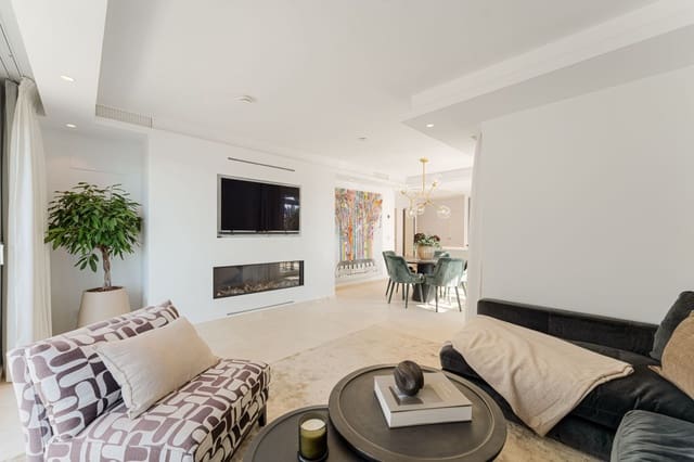 3 slaapkamer Penthouse te koop in San Pedro de Alcantara, Marbella met zwembad garage - € 2.495.000 (Ref: 9468292)