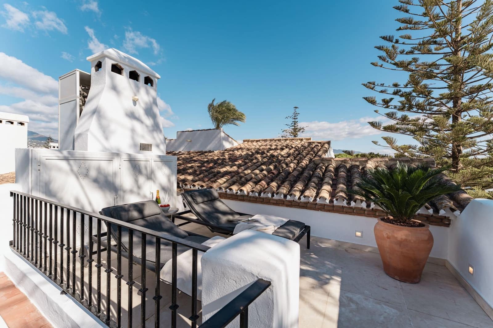 3 soverom Penthouse til salgs i San Pedro de Alcantara med svømmebasseng garasje - € 2 495 000 (Ref: 9468292)