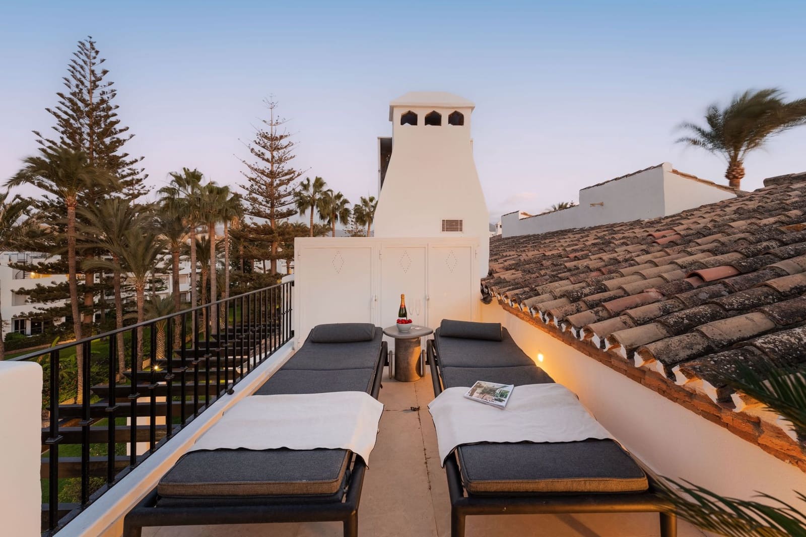 3 soverom Penthouse til salgs i San Pedro de Alcantara med svømmebasseng garasje - € 2 495 000 (Ref: 9468292)