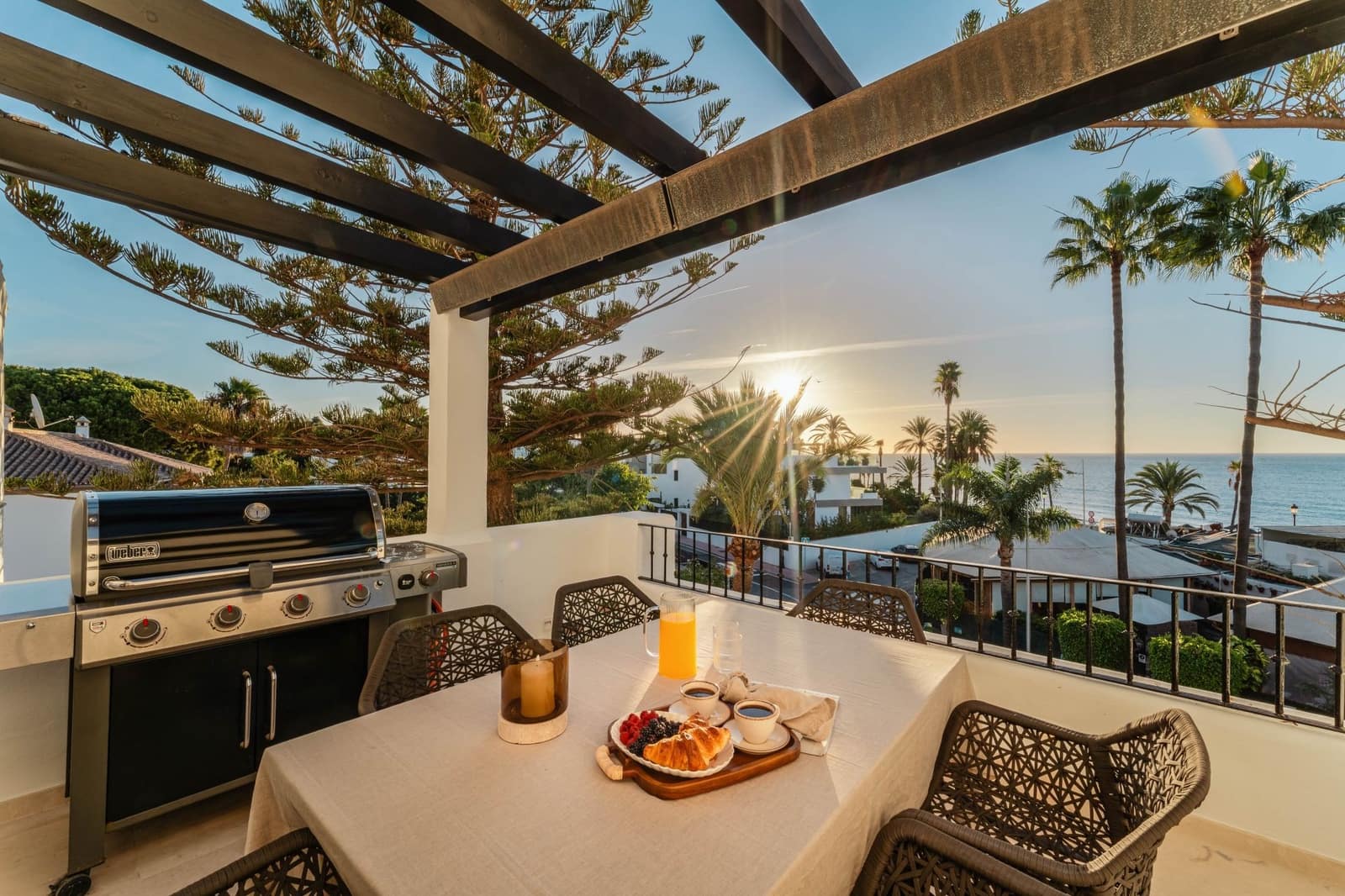 3 soverom Penthouse til salgs i San Pedro de Alcantara med svømmebasseng garasje - € 2 495 000 (Ref: 9468292)