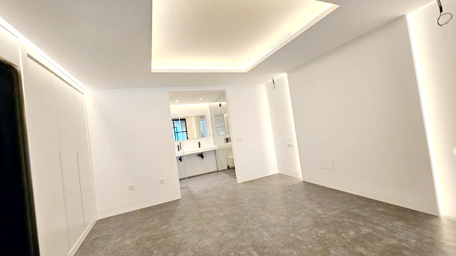 Apartamento de 1 habitación en Marbella en venta con piscina - 392.000 € (Ref: 9472786)