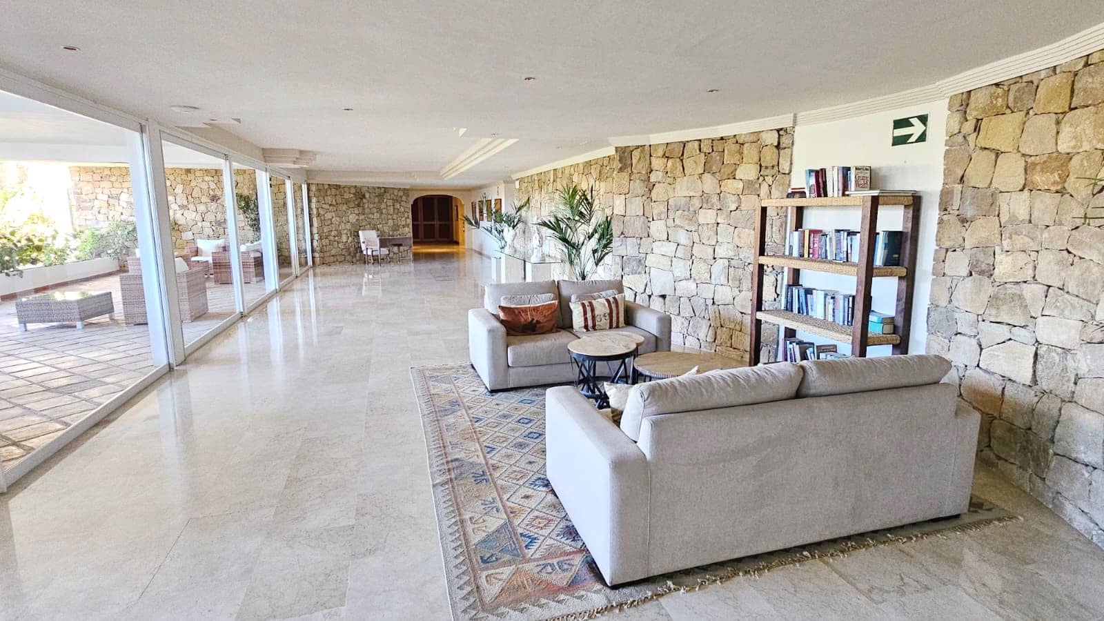 Apartamento de 1 habitación en Marbella en venta con piscina - 392.000 € (Ref: 9472786)