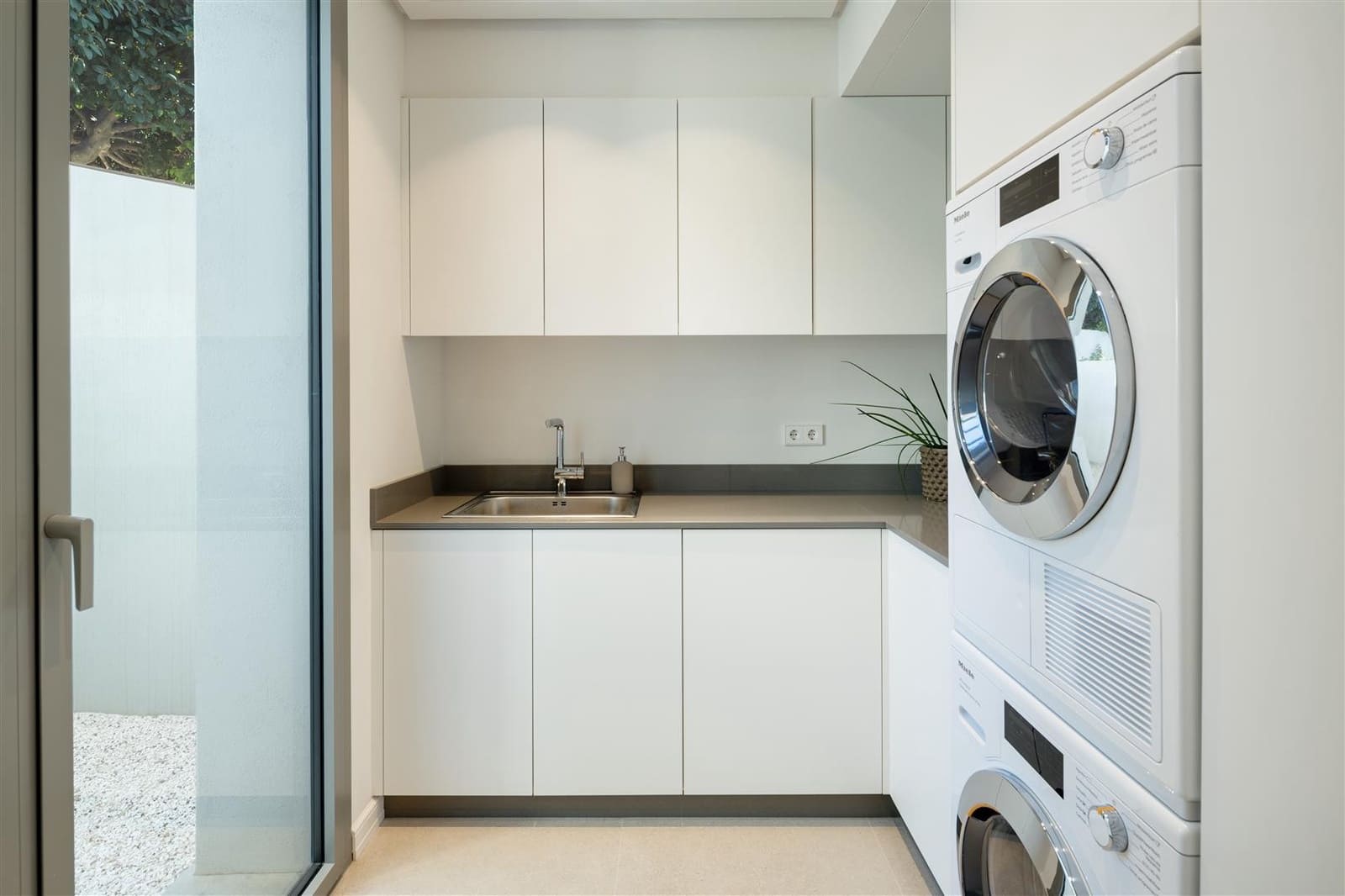 7 soveværelse Villa til salg i Monte Halcones med swimmingpool garage - € 10.800.000 (Ref: 9481008)