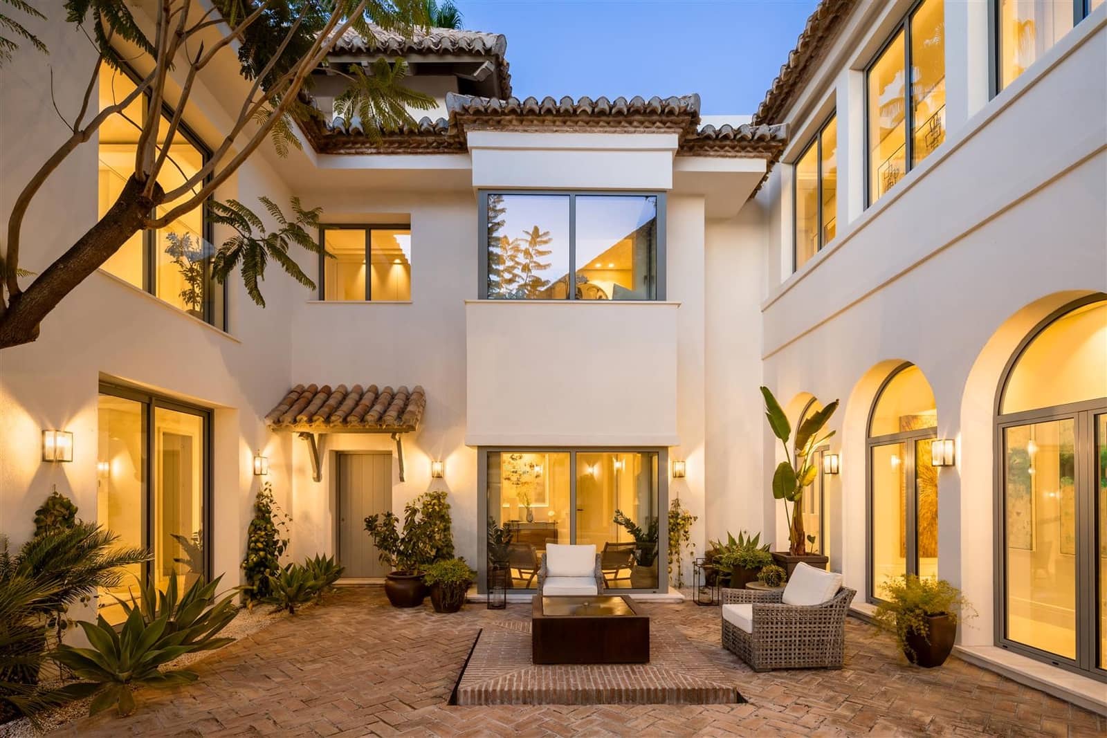 7 soveværelse Villa til salg i Monte Halcones med swimmingpool garage - € 10.800.000 (Ref: 9481008)