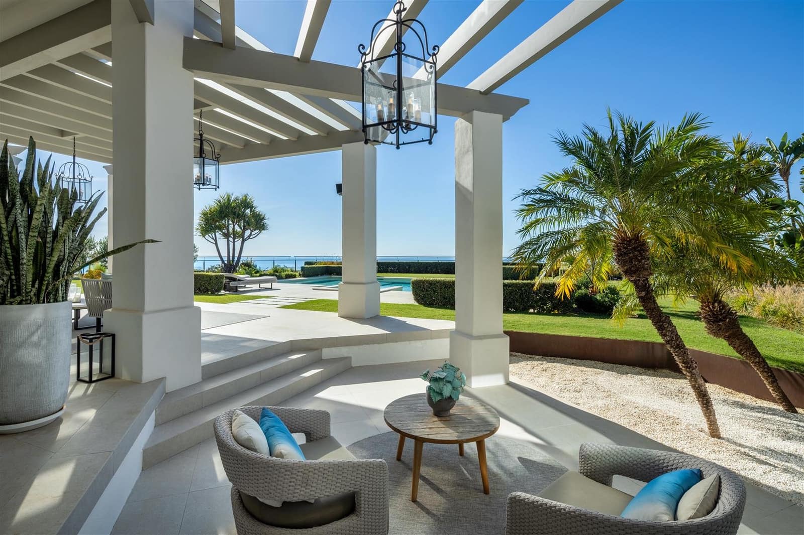 7 bedroom Villa for sale in Monte Halcones with pool garage - € 10,800,000 (Ref: 9481008)