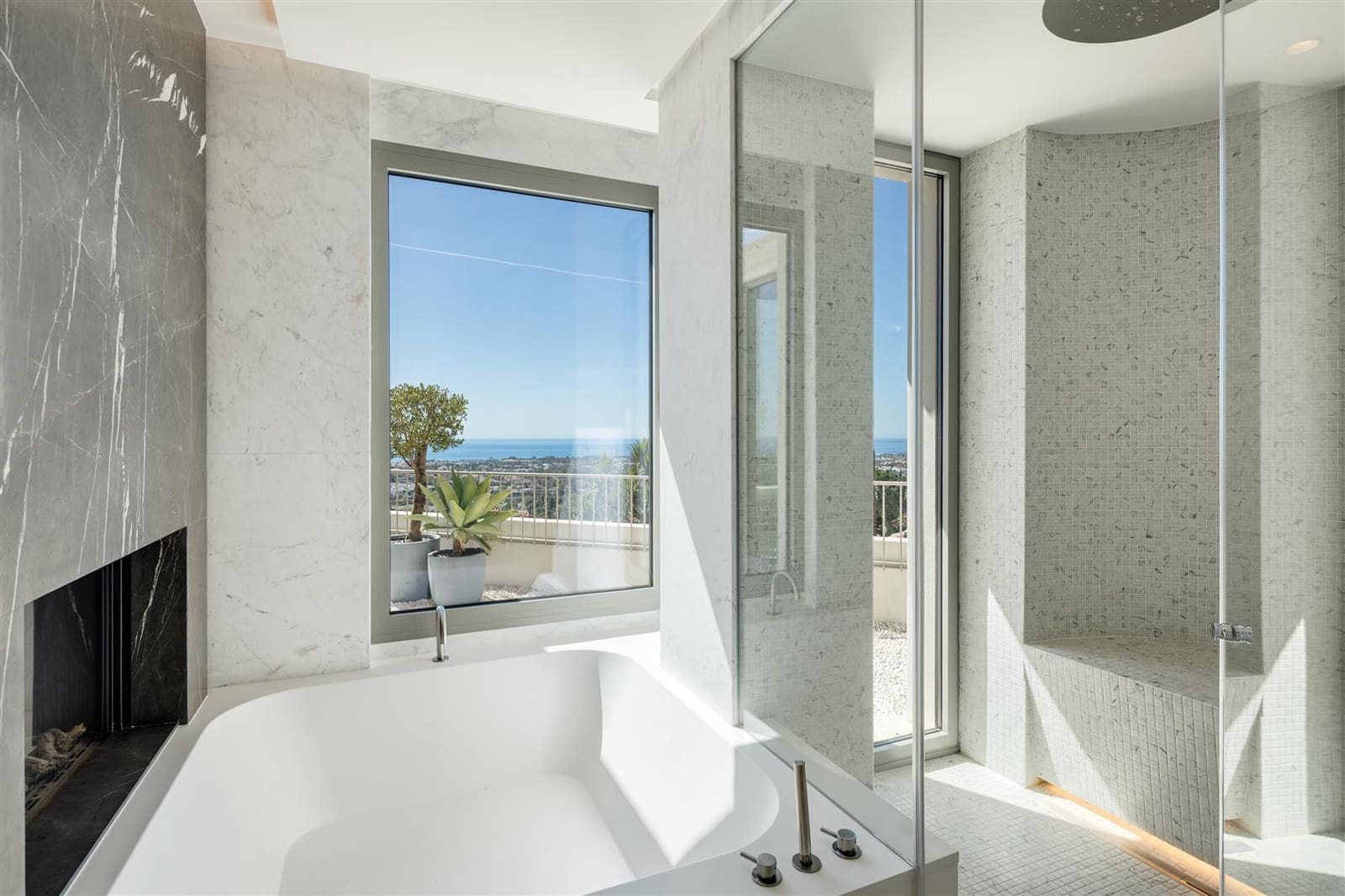 7 bedroom Villa for sale in Monte Halcones with pool garage - € 10,800,000 (Ref: 9481008)