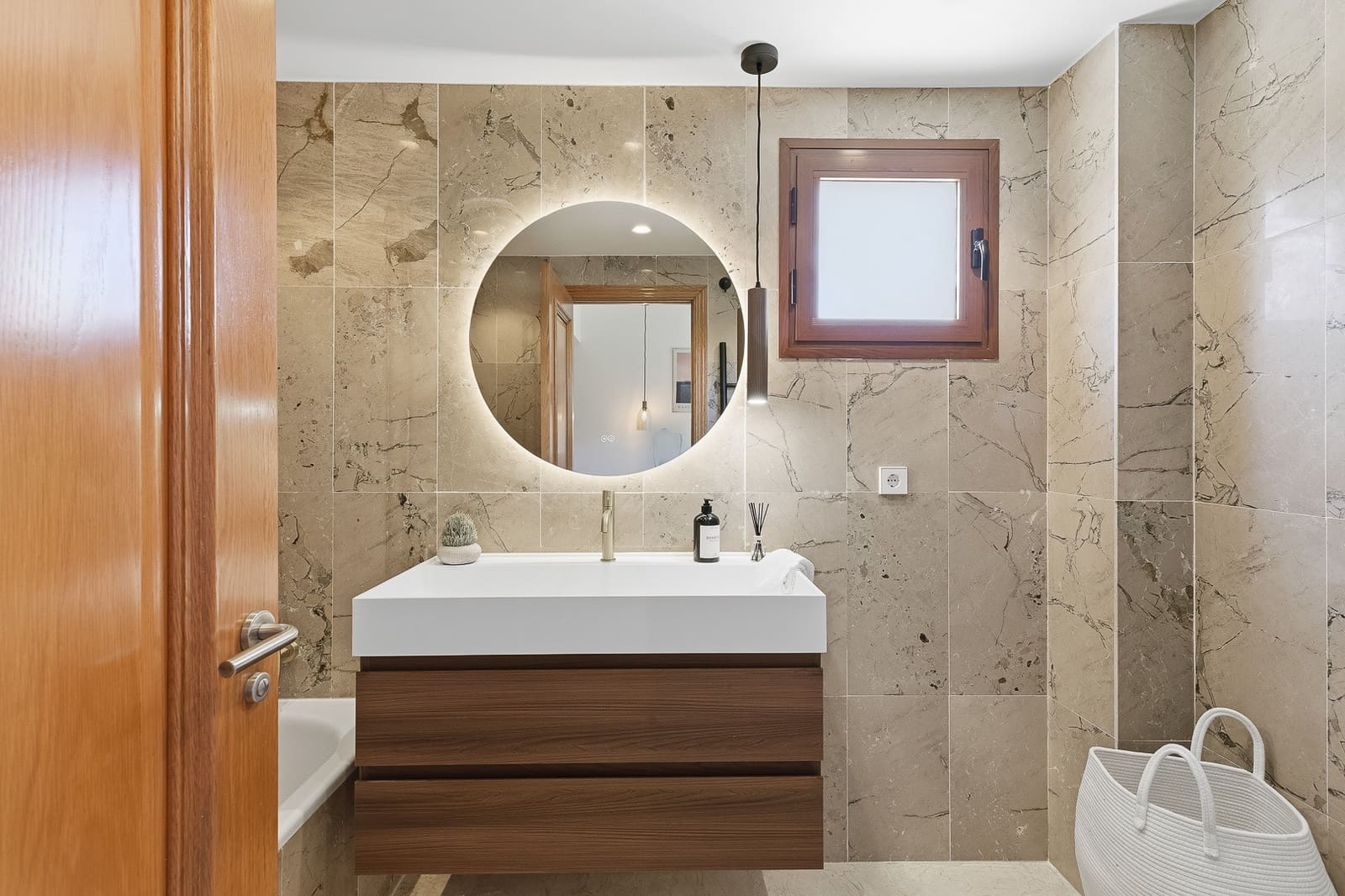 3 sovrum Lägenhet till salu i Mijas Costa med pool garage - 420 000 € (Ref: 9491171)