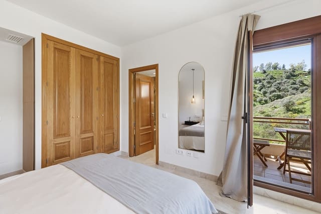 3 sypialnia Apartament na sprzedaż w Mijas Costa, Mijas z basenem garażem - 399 900 € (Ref: 9491171)