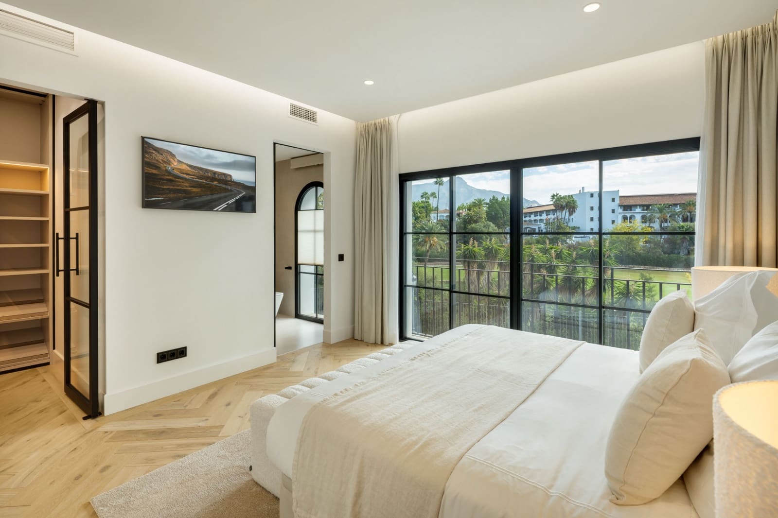 Chalet de 5 habitaciones en Benahavís en venta con piscina garaje - 5.950.000 € (Ref: 9497083)