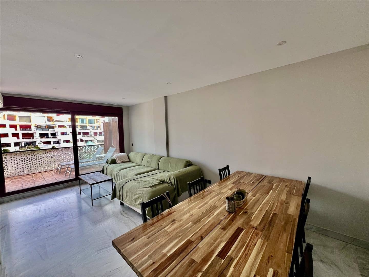 1 bedroom Apartment for sale in Benahavis with pool garage - € 270,000 (Ref: 9504164)