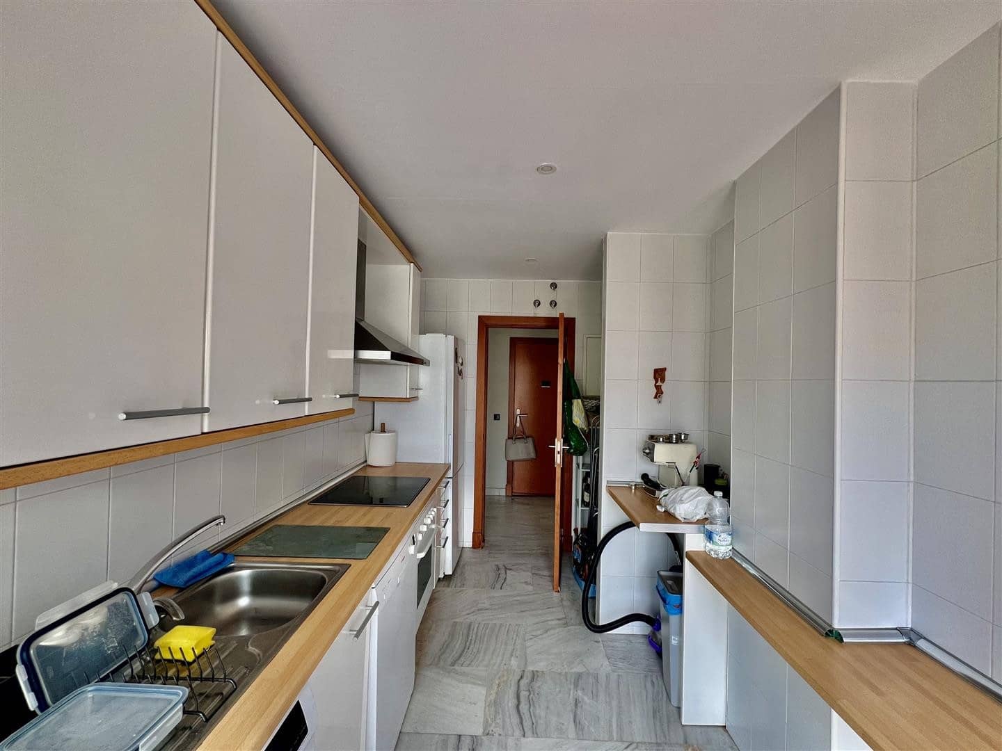 1 bedroom Apartment for sale in Benahavis with pool garage - € 270,000 (Ref: 9504164)