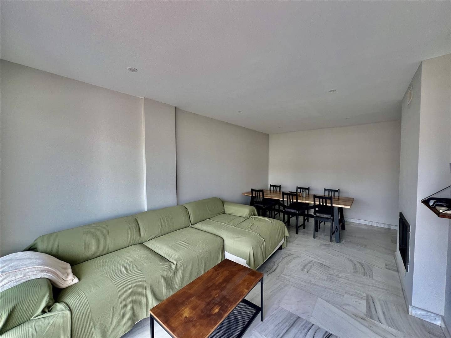1 chambre Appartement à vendre à Benahavis avec piscine garage - 260 000 € (Ref: 9504164)
