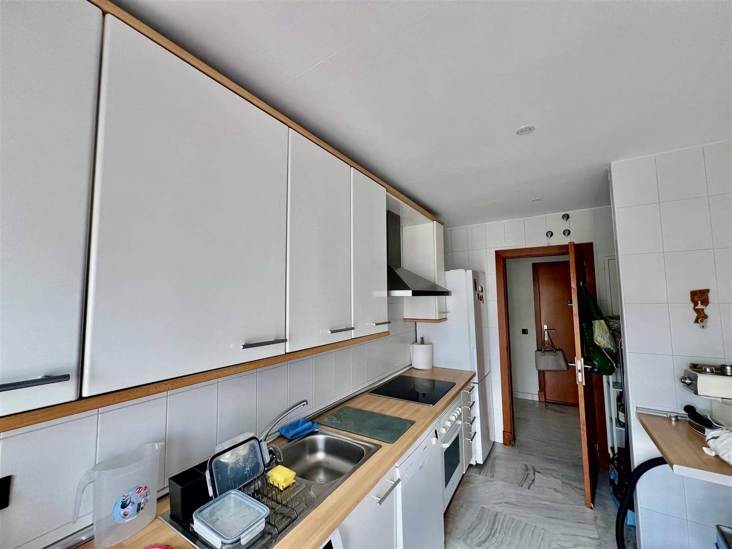 1 chambre Appartement à vendre à Benahavis avec piscine garage - 260 000 € (Ref: 9504164)