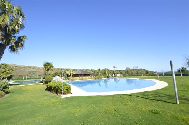 1 chambre Appartement à vendre à Benahavís avec piscine garage - 260 000 € (Ref: 9504164)