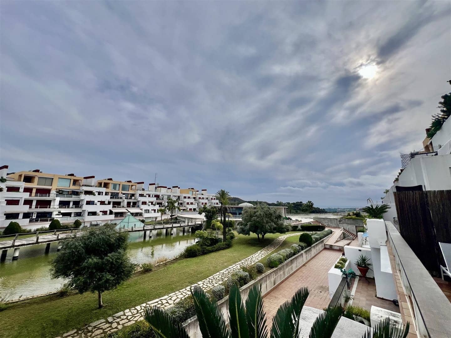 1 chambre Appartement à vendre à Benahavis avec piscine garage - 260 000 € (Ref: 9504164)