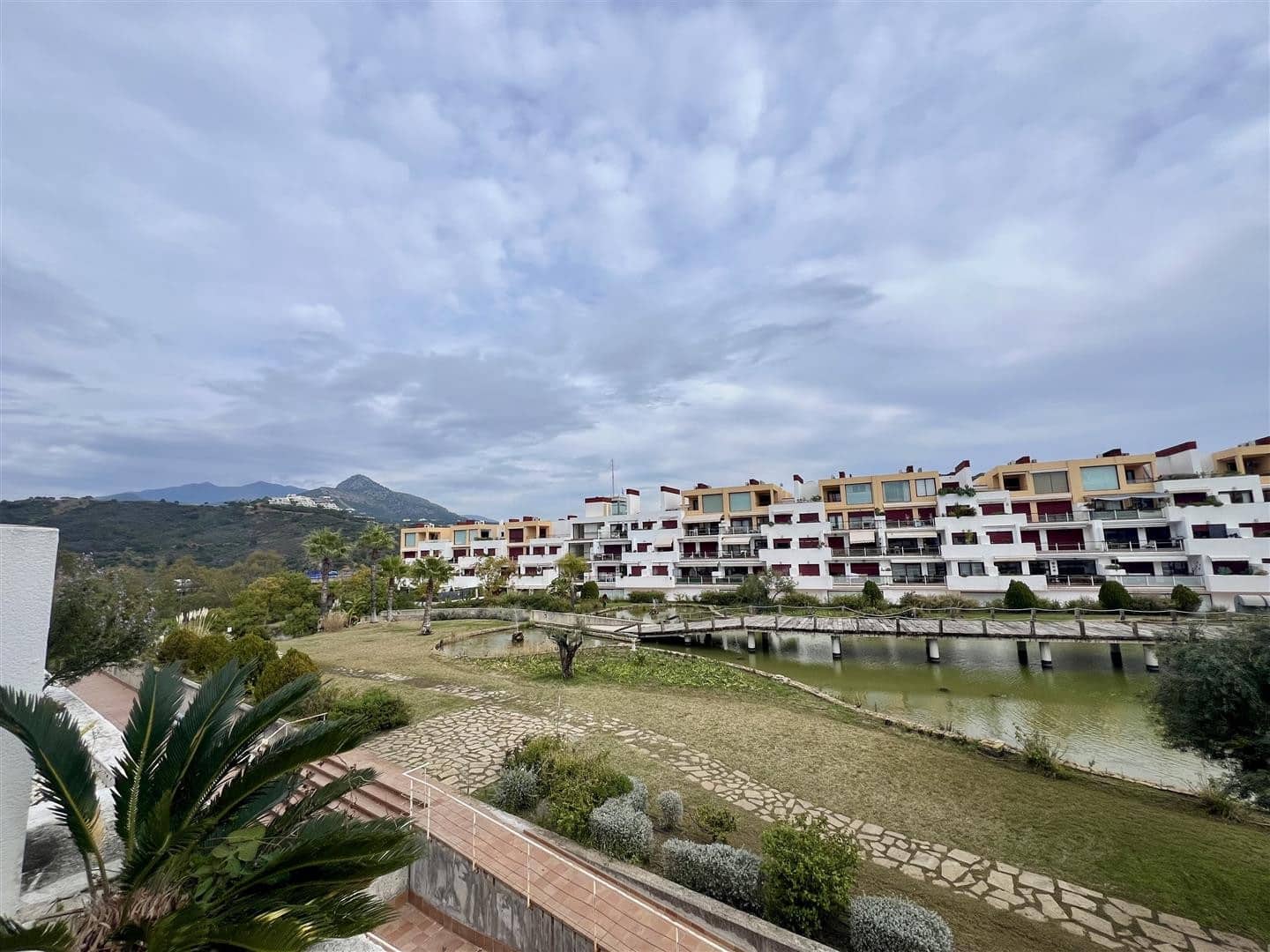 1 chambre Appartement à vendre à Benahavis avec piscine garage - 260 000 € (Ref: 9504164)