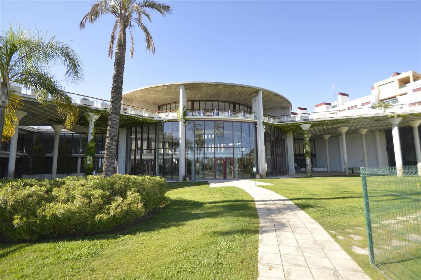 1 chambre Appartement à vendre à Benahavis avec piscine garage - 260 000 € (Ref: 9504164)