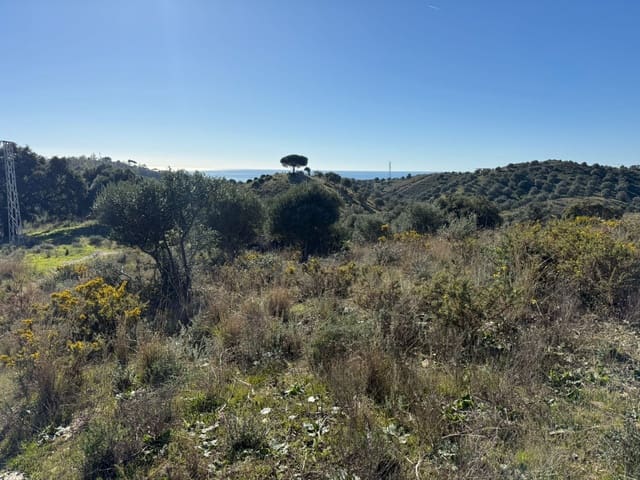 Building Plot for sale in La Cala de Mijas, Mijas - € 2,400,000 (Ref: 9508653)