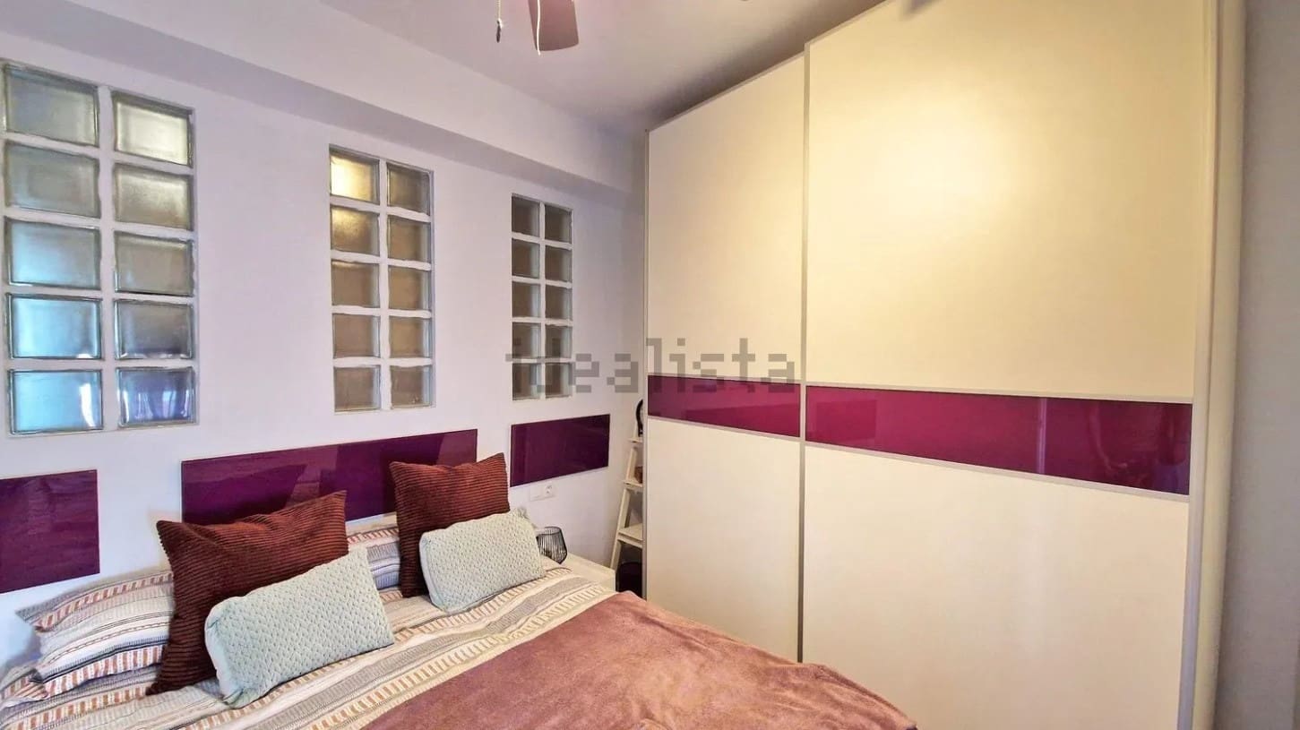 2 soveværelse Lejlighed til salg i Malaga by - € 310.000 (Ref: 9519175)