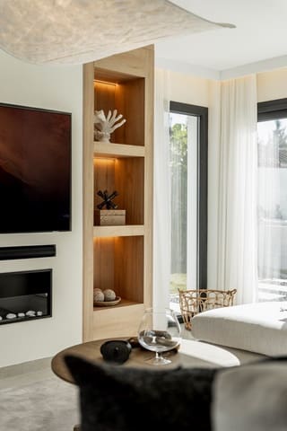 5 bedroom Villa for sale in San Pedro de Alcantara, Marbella with pool garage - € 2,500,000 (Ref: 9524097)