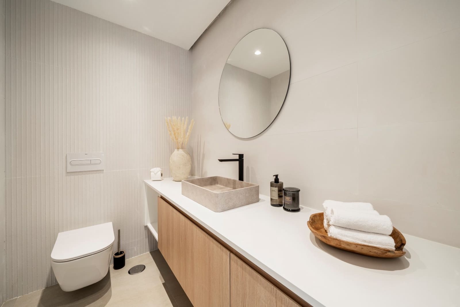 5 bedroom Villa for sale in San Pedro de Alcantara with pool garage - € 2,500,000 (Ref: 9524097)