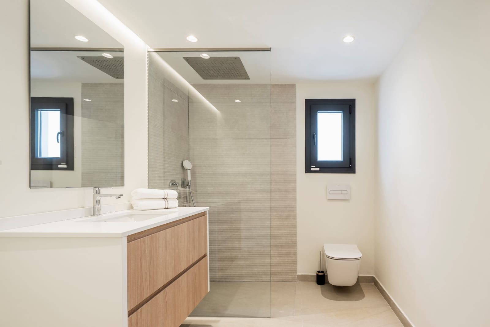 5 sypialnia Willa na sprzedaż w San Pedro de Alcantara z basenem garażem - 2 500 000 € (Ref: 9524097)