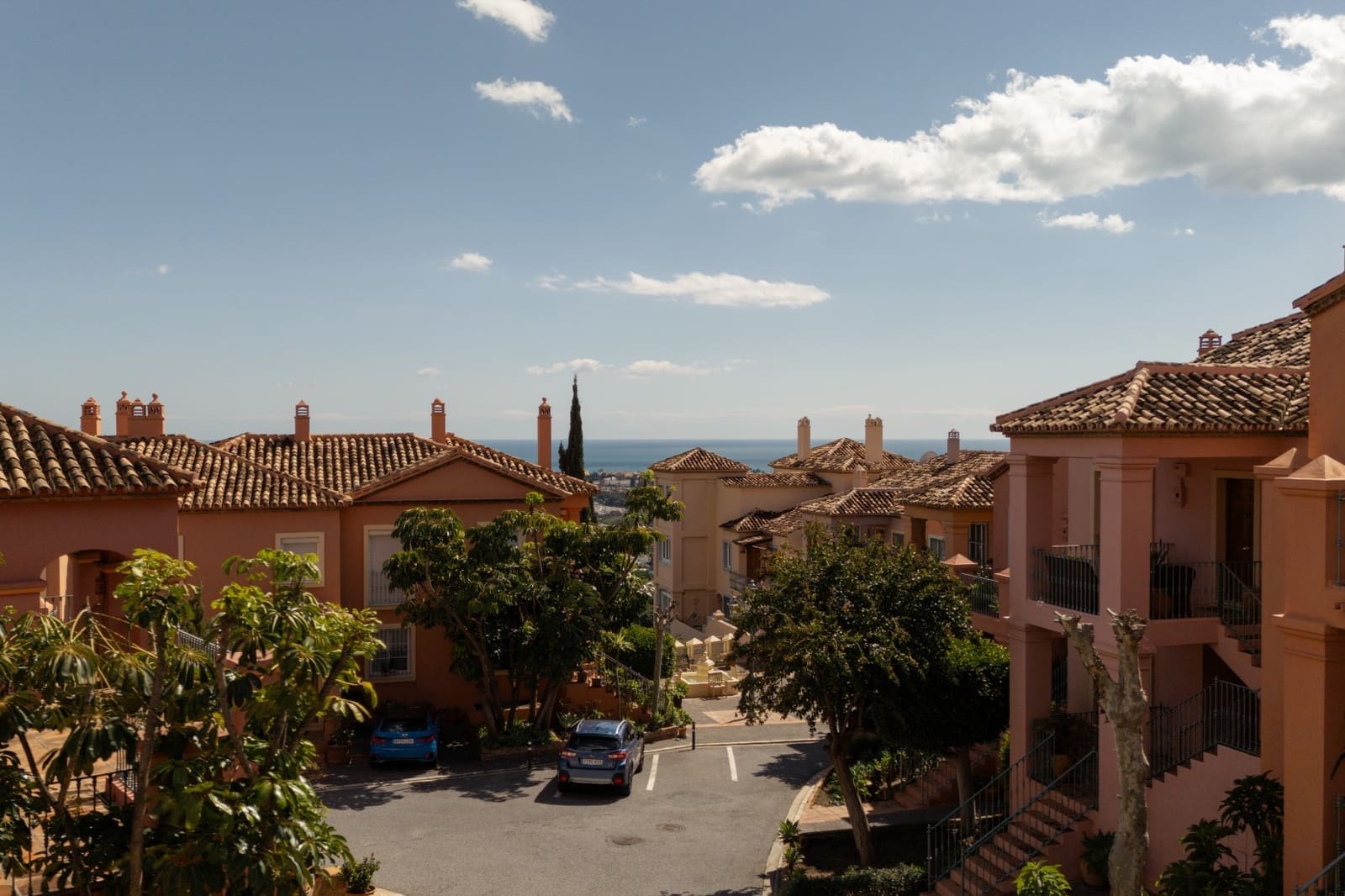 4 quarto Casa em Banda para venda em Monte Halcones com piscina garagem - 1 195 000 € (Ref: 9533462)