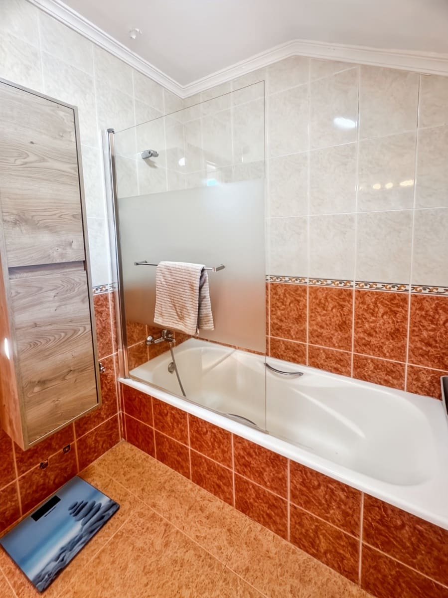 5 chambre Villa/Maison Semi-Mitoyenne à vendre à Alhaurin de la Torre avec piscine garage - 590 000 € (Ref: 9540941)